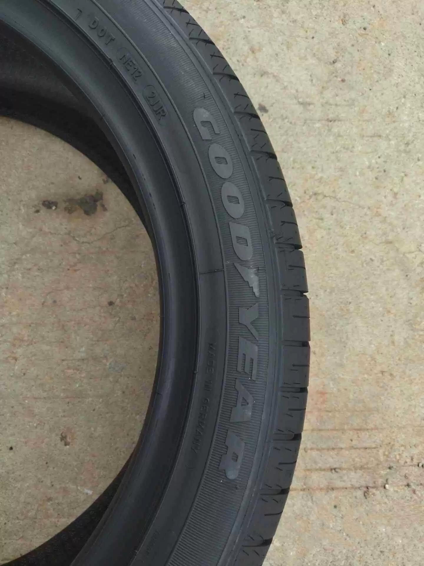 Б/у шина Goodyear 255/45R20 EXCELLENCE 101W AO Audi Rolls-Royce Ghost