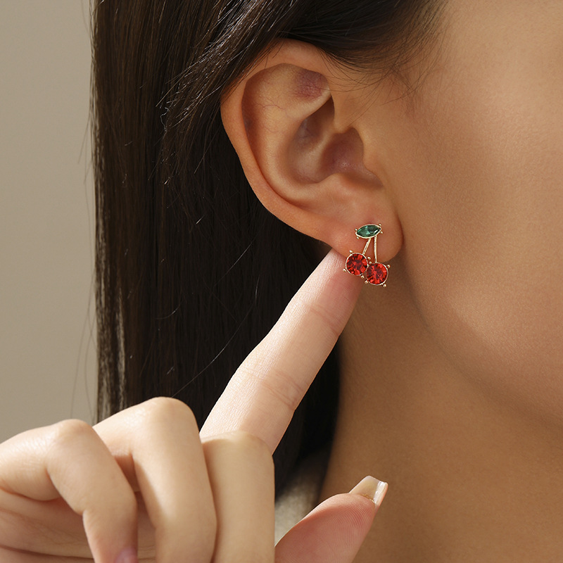 Europa y América de moda moda diamantes fruta amor aretes nuevos comercio transfronterizo personalidad aretes de cereza image 3