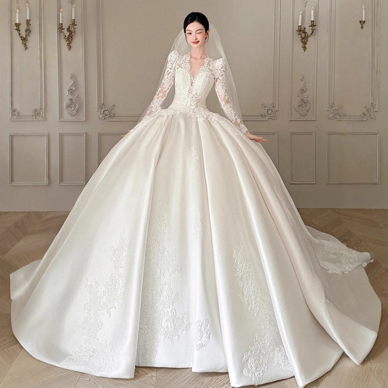 French-Style Satin Long-Sleeve Wedding Dress 2025 New Model Bridal Gown with a High-End Feel, Elegant and Simple for Going Out French-Style Satin Long-Sleeve Wedding Dress 2025 New Model Bridal Gown with a High-End Feel, Elegant and Simple for Going Out