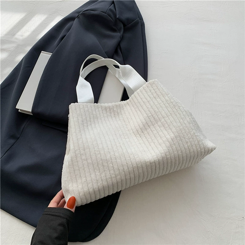 Fashionable winter one-shoulder bag, 2023