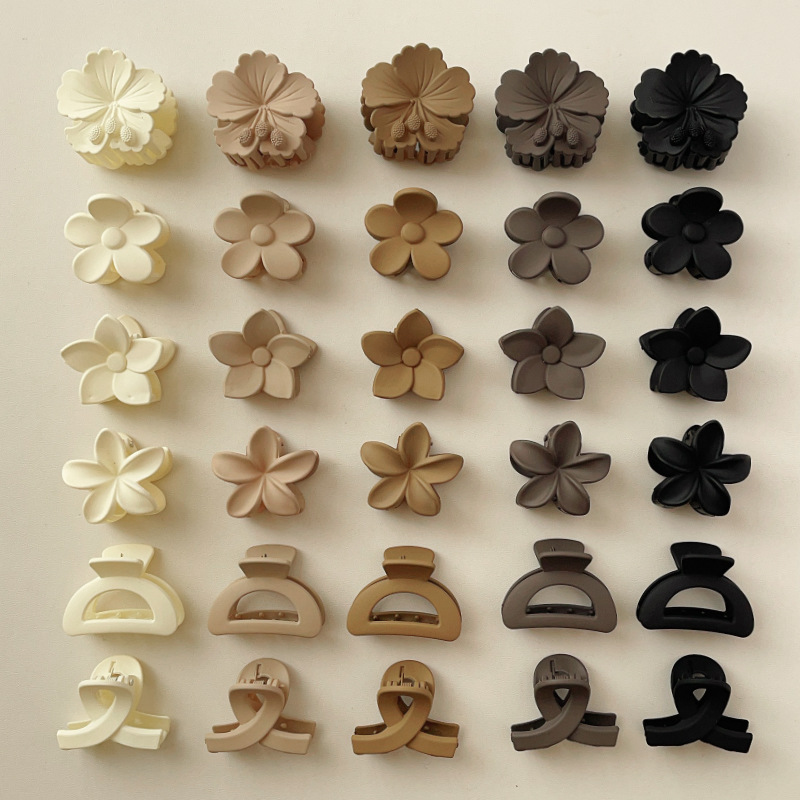 Elegant Lady Women's Flower Fish Shark Plastic Hair Clip Hair Claws display picture 1