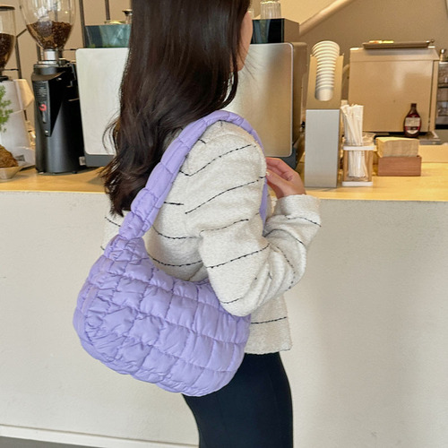 Korean style pleated cloud bag women's down jacket bubble bag large capacity dumpling bag casual bag fashion shoulder bag