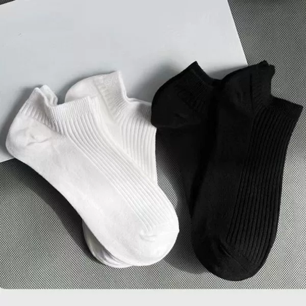078 Stocks of stockings women with black and white all match