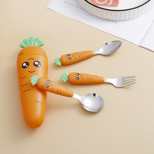 定制創意卡通胡蘿卜兒童餐具不銹鋼304刮泥勺叉帶收納盒便攜套裝