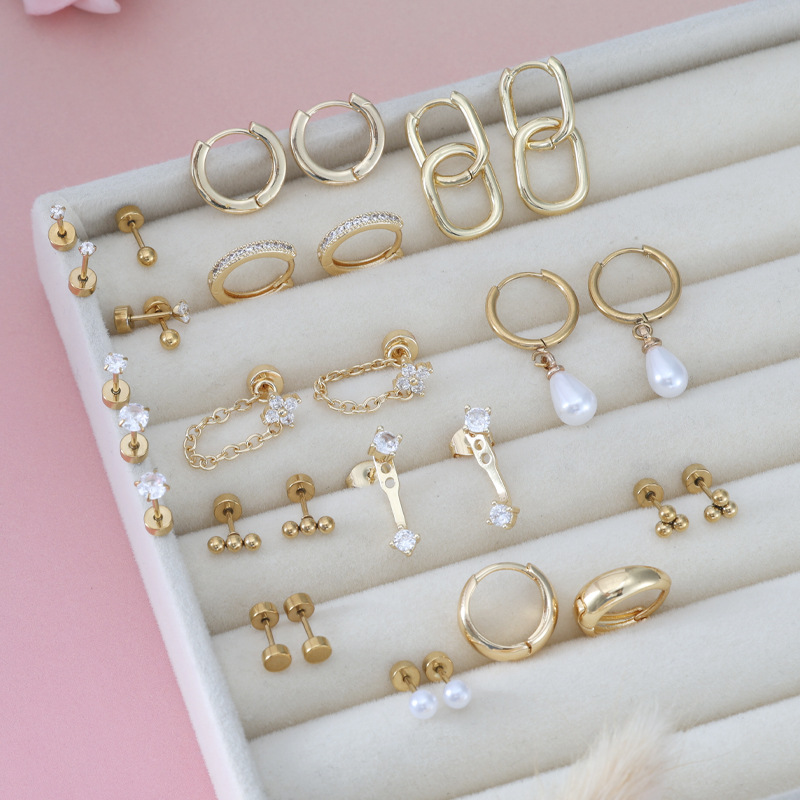 Labret piercing jewelry detail image