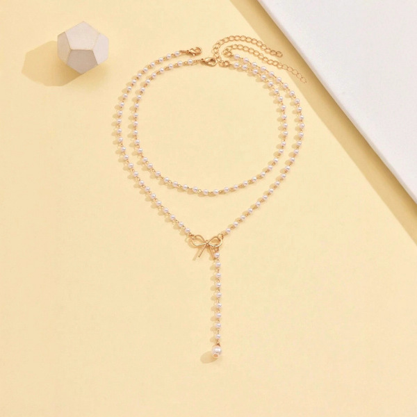 pendant with bow