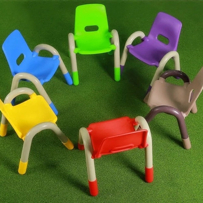 QiTeLe Plastic Kindergarten Chair with Armrest for Kids 4