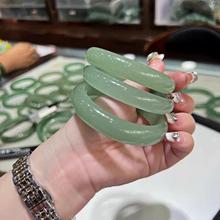 天然晴水色新疆东陵玉葡萄肉绿色玉石手镯厂家批发抖音小红书同款