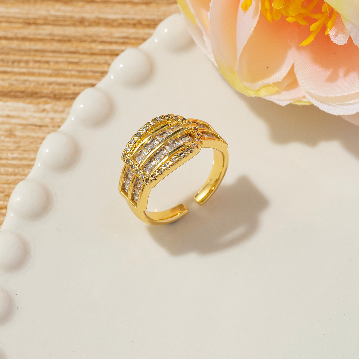 Anello da donna con cintura piena di diamanti, nuovo design di moda vintage_voghion.com