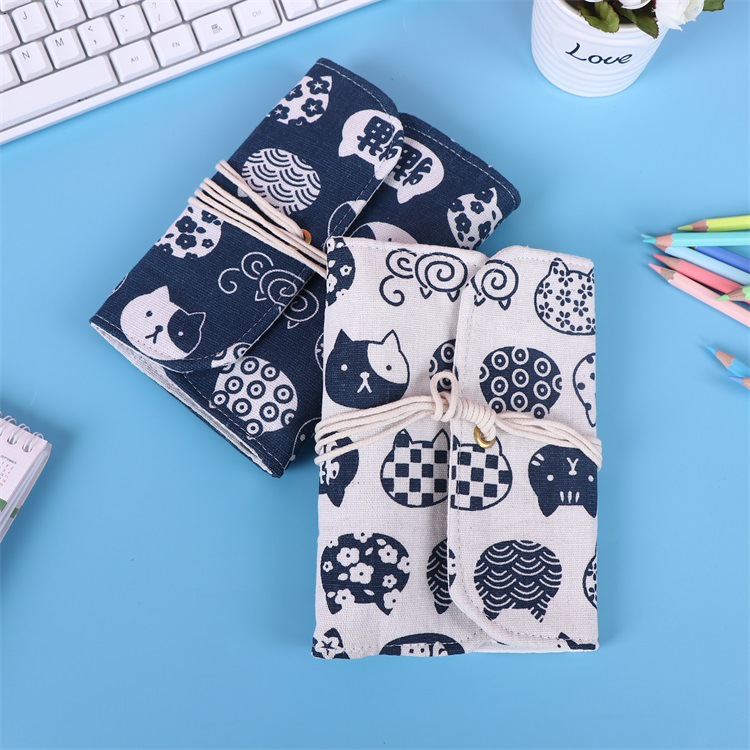 Cute Cartoon Lucky Cat Diary Book Cloth Cover Printed Lace Up Notebook Wholesale display picture 2