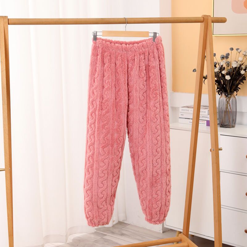 Pantalones caseros dulces se pueden usar fuera de otoño y invierno de tela de coral espesa calentamiento elástico pijamas de franela casuales