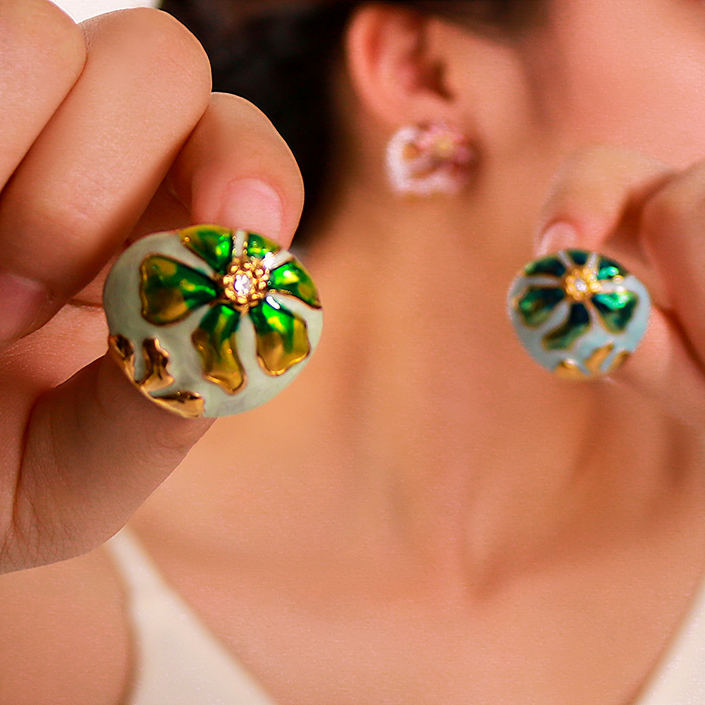 18g Weight PVD Coated Gold Plating Process 1 Pair IG Style Simple Style Leaf Insect Flower Enamel Inlay 304 Stainless Steel Zircon Ear Studs