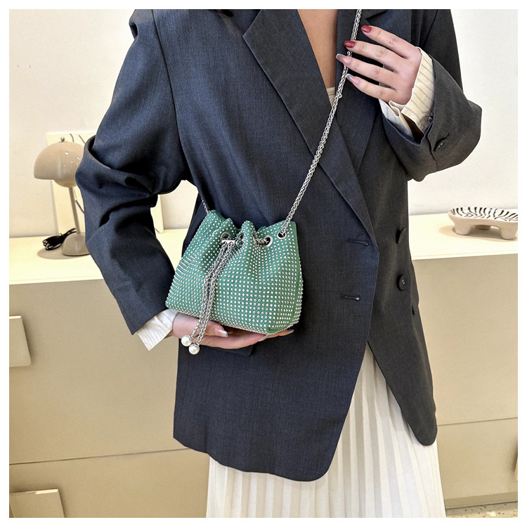 Minimalist Women's Bucket Bag With Diamond Details Single Shoulder_voghion.com