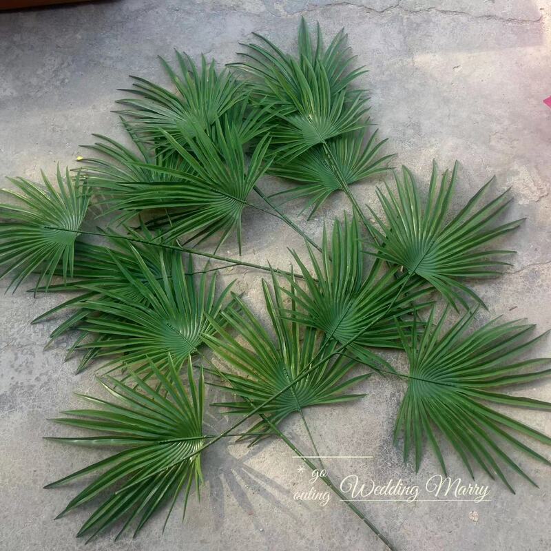 Simulation of green plants large scattered tail leaves palm leaves sunflower leaves iron leaves shooting background flowers green plants decorative props