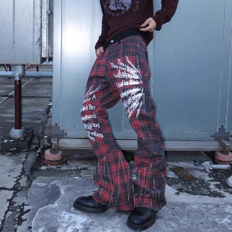 American Retro Red Plaid Embroidered Printed Bootcut Jeans for Men and Women in Autumn Street Punk Style Straight Scimitar Pants
