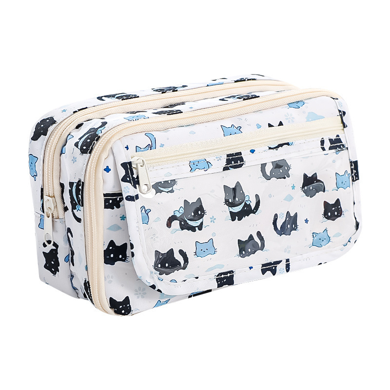 パンダは新型の雪の子猫をひっくり返して透明に蓋をします。|undefined