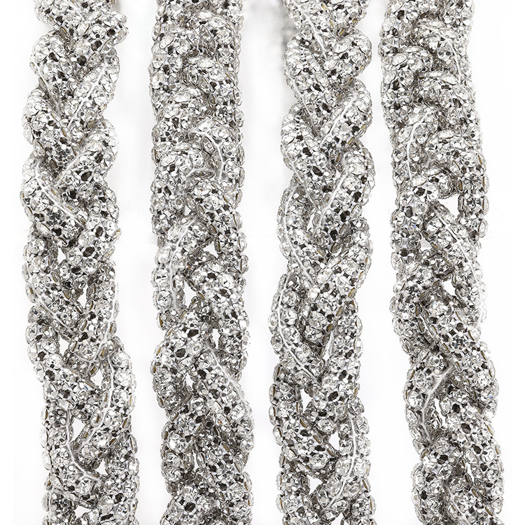 Nueva cuerda trenzada DIY con diamantes de imitación de 3 mm y 4 filas para decoración transfronteriza - Cuerda de diamantes de imitación en forma de campana para accesorios de ropa DIY, decoración de zapatos y accesorios para bolsos image 5