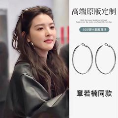 【同軸にならない】温は、同じタイプのイヤリングの小衆の高級感ファッション気質で女性の耳のアクセサリー卸売りをしている