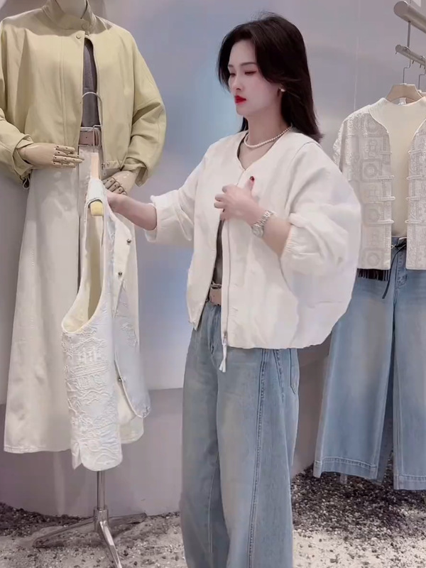 短款外套女秋季新款2025年流行薄款超好看棒球服休闲百搭夹克上衣|undefined