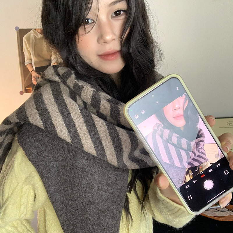 25多功能羊毛混纺大三角条纹披肩法帽服饰搭配潮秋冬时尚直播单品|undefined