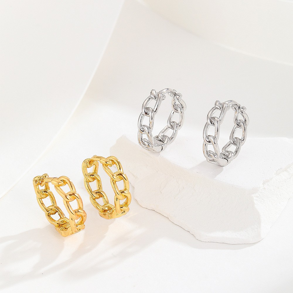 Labret stud lip piercing jewelry styling detail