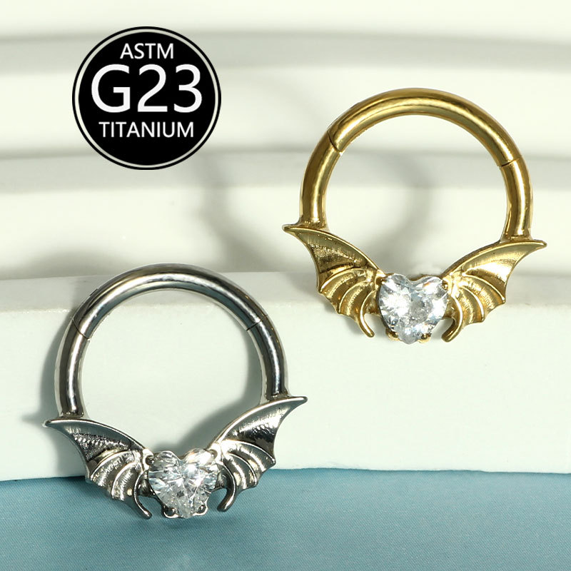 Silver pointed spike labret stud material detail