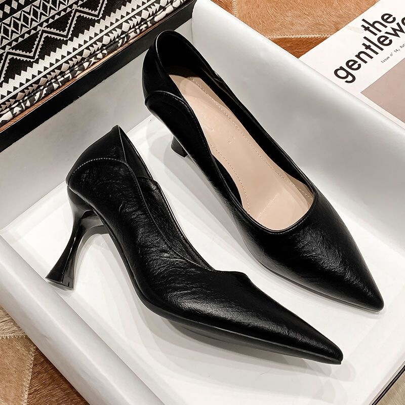 Special Offer Genuine Soft Leather High-Heeled Shoes for Women 2026 Spring and Autumn New Style Medium-Heeled Shoes for Women with Thin Heels, Sexy and Fashionable Professional Single Shoes Special Offer Genuine Soft Leather High-Heeled Shoes for Women 2026 Spring and Autumn New Style Medium-Heeled Shoes for Women with Thin Heels, Sexy and Fashionable Professional Single Shoes