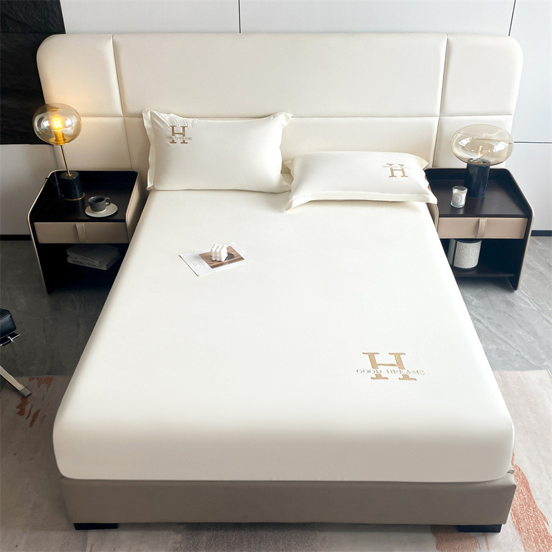 Foreign Trade Specifications New Original Cotton Solid Color Light Luxury Single Layer Waterproof Bed Hat H Embroidered Logo Fashion Mattress Protective Cover