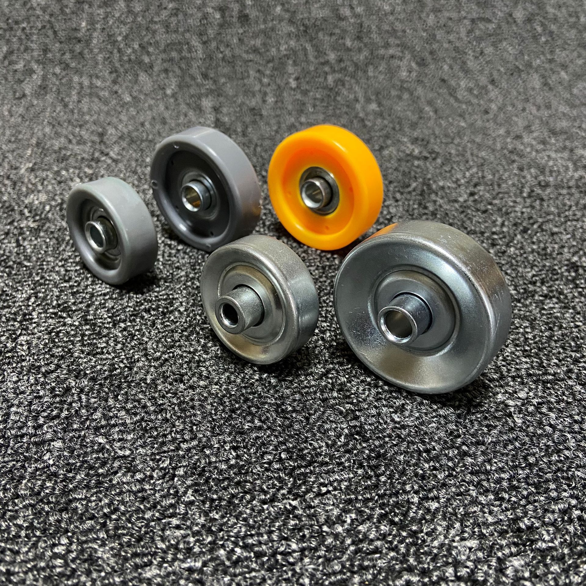 48厘福来轮 输送线冲压来福轮 流水线塑胶滑轮 金属莱福轮