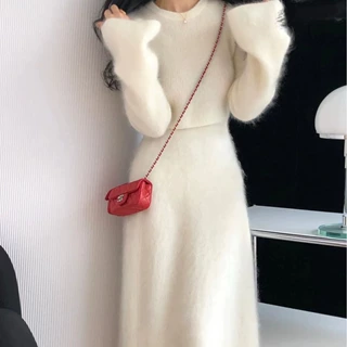 秋冬新款洋气时尚仿貂绒套装慵懒风显瘦毛衣针织高腰半身裙两件套