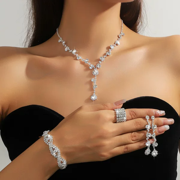 Cross-Border E-Commerce Supply of European and American Popular Exquisite Full-Diamond Necklaces, Earrings, Braided Bracelets, Rhinestone Rings, Four-Piece Set