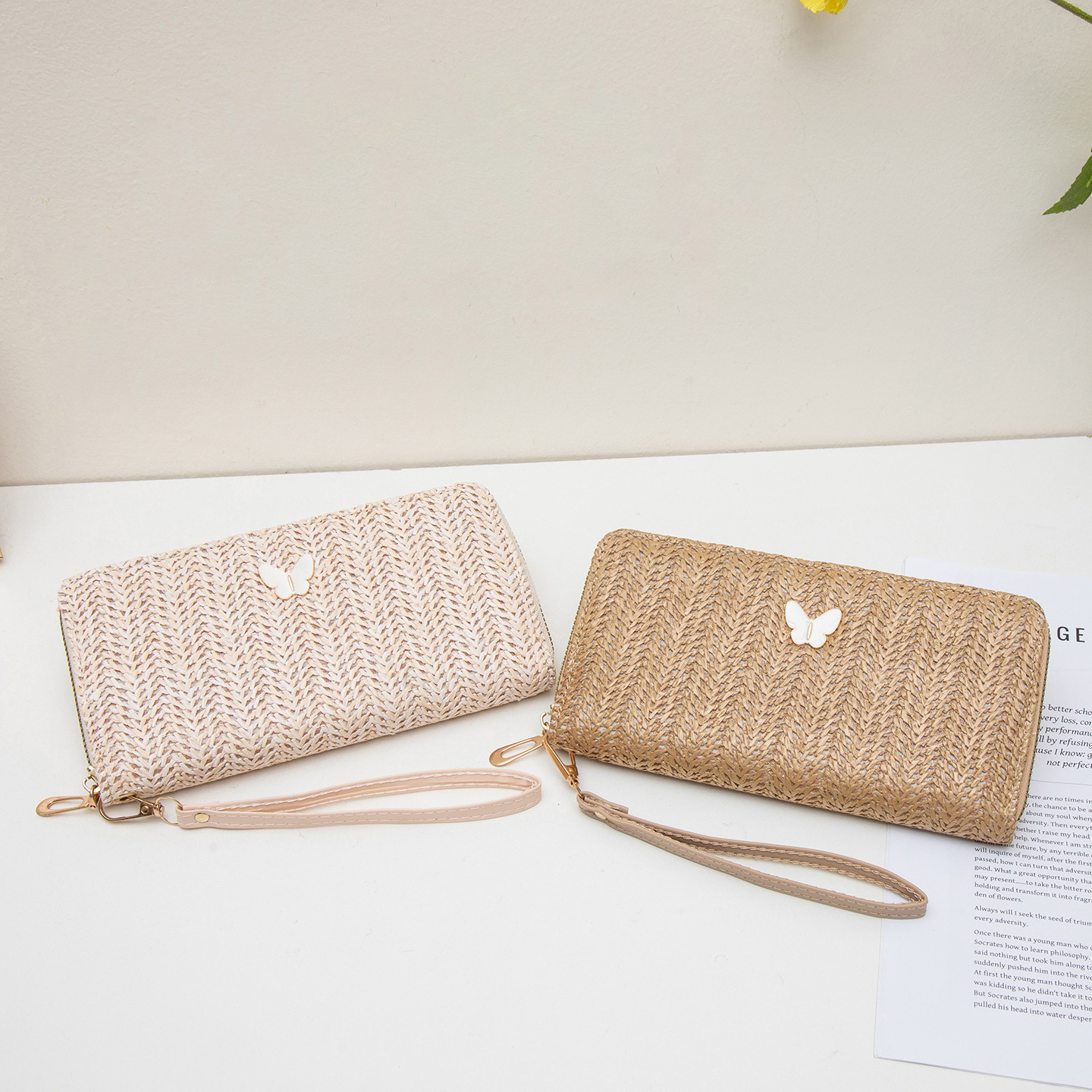 2025 otoño y invierno nuevo estilo de mariposa de paja decoración de mano bolso de cambio multicapa bolso de comercio exterior de larga dama monedero de tirón único image 4