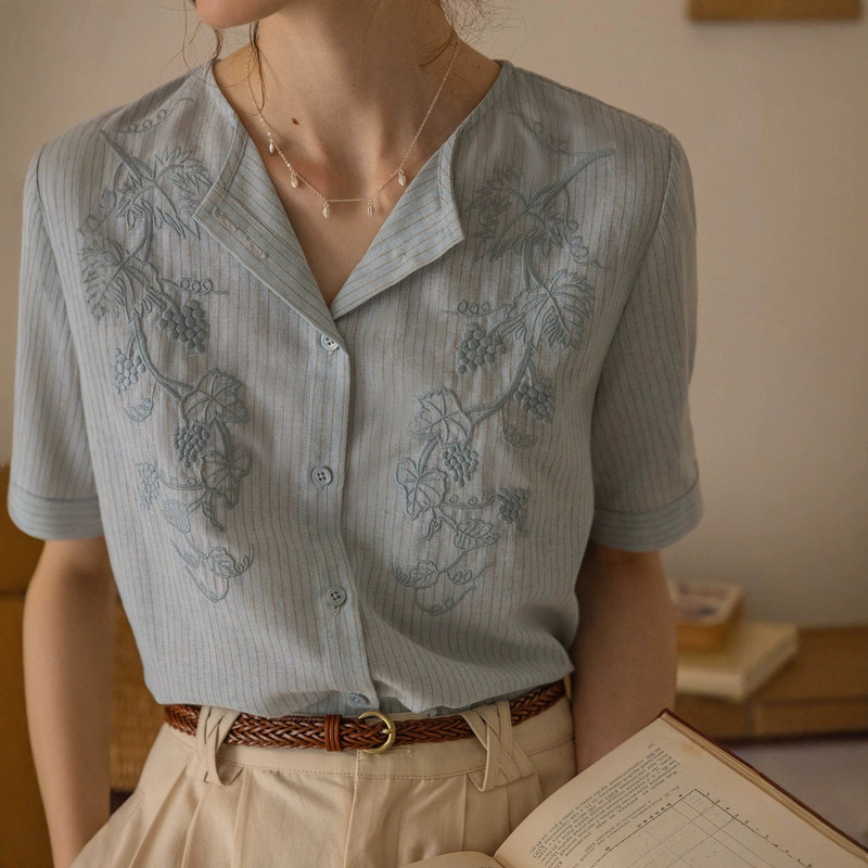 "Wu Cha Xiao Diao" Designer Style Embroidered Short-Sleeve Shirt with Washed Yarn-Dyed Striped Turn-Down Collar