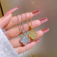 ���A�M荻���΢���Ů�D�\�������K��ɫ����Ů�ٴ����
