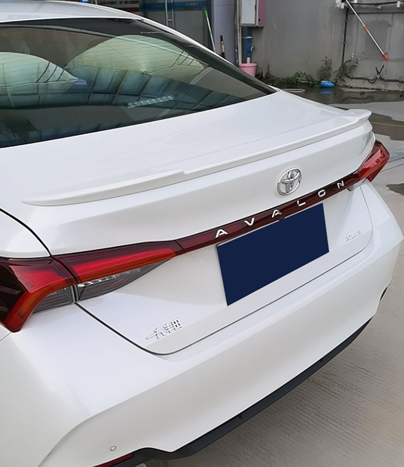 Suitable for 19-25 Models of Toyota Avalon, Original Rear Wing Accessories, No-Drill Modification Parts, Carbon Fiber