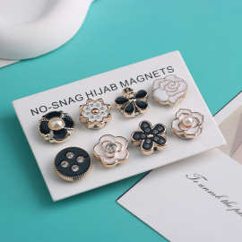 跨境亚马逊珍珠树脂花朵饰品配件百搭简约服饰风格磁吸扣女丝巾扣