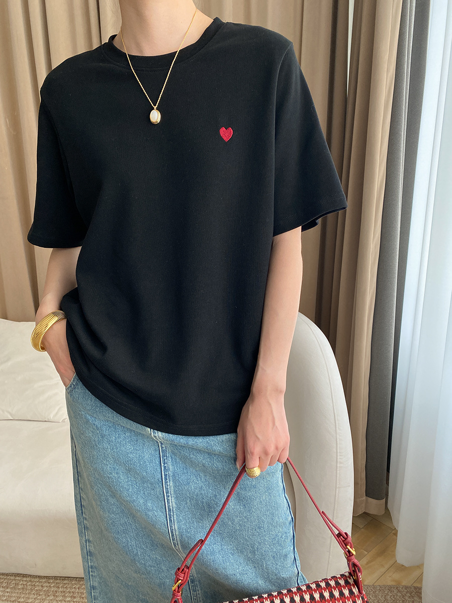 Love Small Embroidered Shoulder Slimming Casual Short Sleeved T Shirt Loose Early Spring