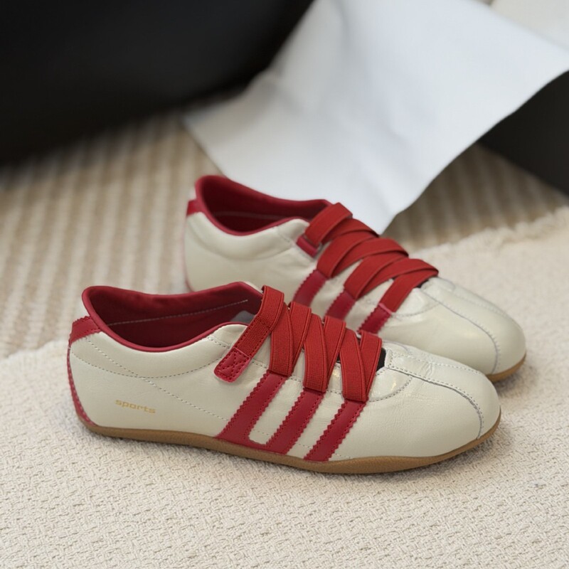 Casual Flat-Soled Leather Trainers with Elastic Velcro Straps and Color-Blocking in a Preppy Style for Women Casual Flat-Soled Leather Trainers with Elastic Velcro Straps and Color-Blocking in a Preppy Style for Women