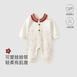 新生婴儿春秋季衣服a类舒绒无骨连体衣女宝长袖外出哈衣家居爬服