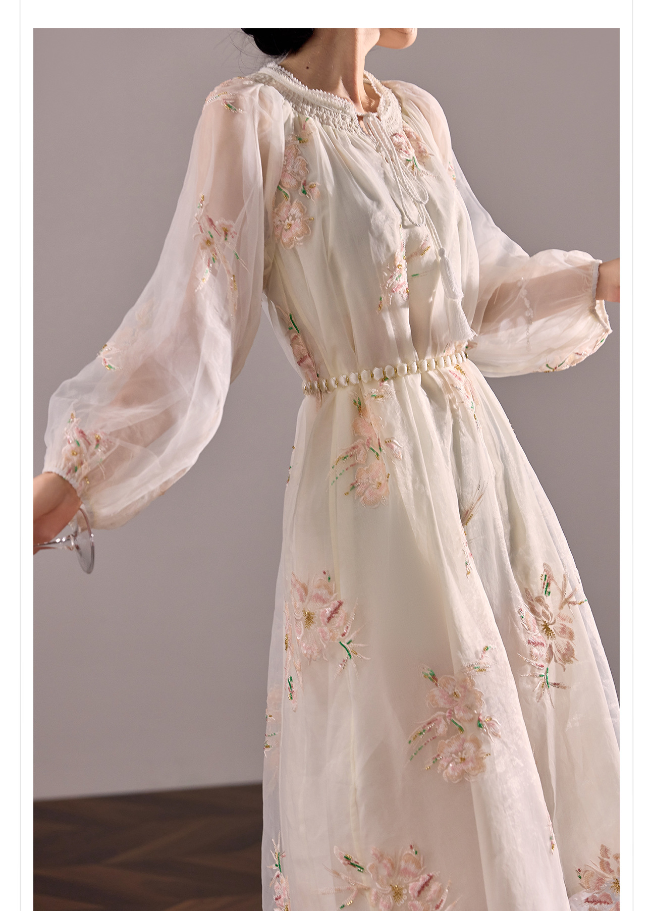 Đầm maxi nữ dài tay in họa tiết phong cách dân tộc, vạt xòe rộng N4039 — quả mơ chi tiết 10