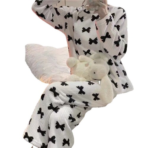 Winter bow print warm suit for women's autumn and winter large size coral velvet pajamas with velvet thick lazy home wear