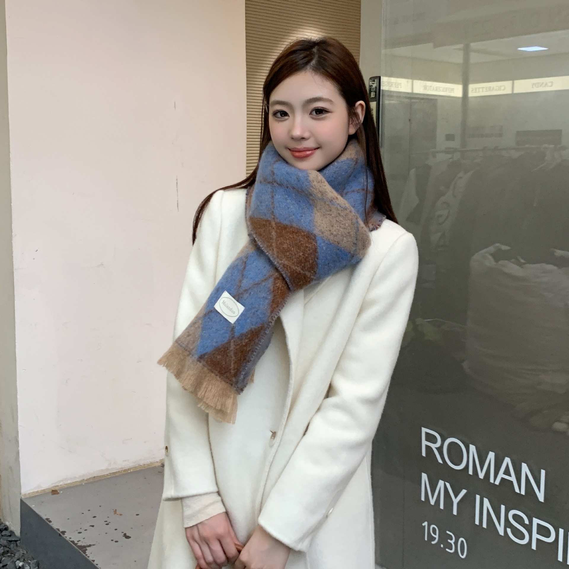 Retro molido borde diamante cuadrado bufandas de cashmere mujeres moda coreana jacquard color contrastante invierno fuera de la capa cálida