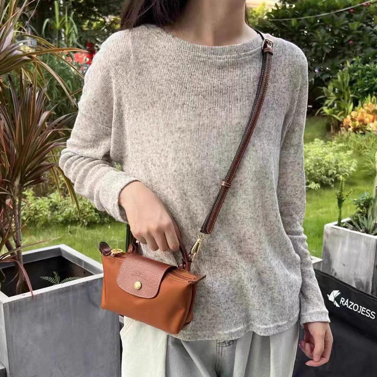 Longxiang 미니 만두 백 나일론 핸드백 어깨 크로스 바디 휴대 전화 가방 키 가방 동전 지갑 클러치 백 여성용