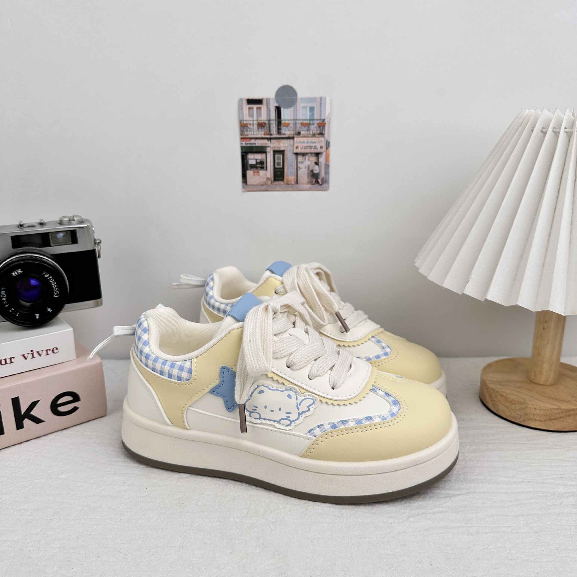 Zapatos casuales de ondas distantes para estudiantes 2025 nuevo nicho explosivo enorme hermoso adorable suela gruesa zapatos de skate de altura