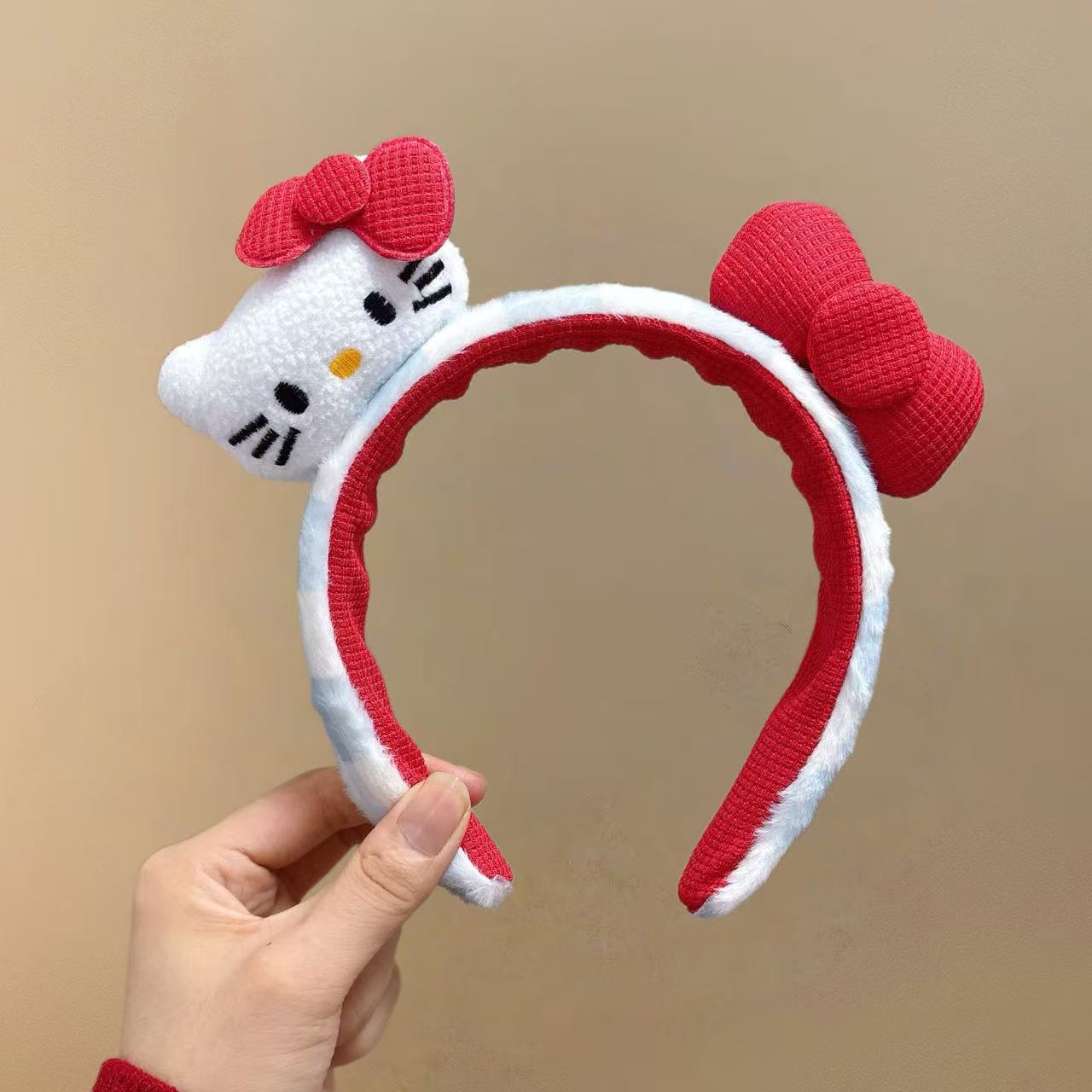 Nuevo tipo de peluche divertido Kitty cabello de gato lindos dibujos animados adornos para el cabello otoño y invierno lavado de la cara especial cabello al por mayor