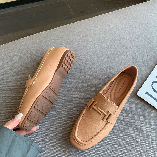 Universal shoes for summer and autumn