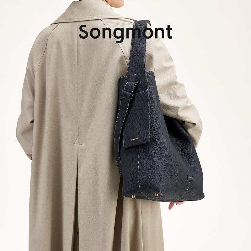 Songmont大号挂耳托特系列2023设计师款头层牛皮轻背负单肩斜挎包