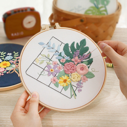 Embroidery diy handmade self-embroidered flowers for beginners material package gift ribbon Nordic fresh embroidery embroidery