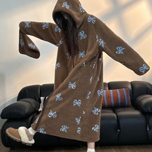 美拉德复古珊瑚绒连帽睡衣女款秋冬季加绒加厚保暖家居服长款睡袍