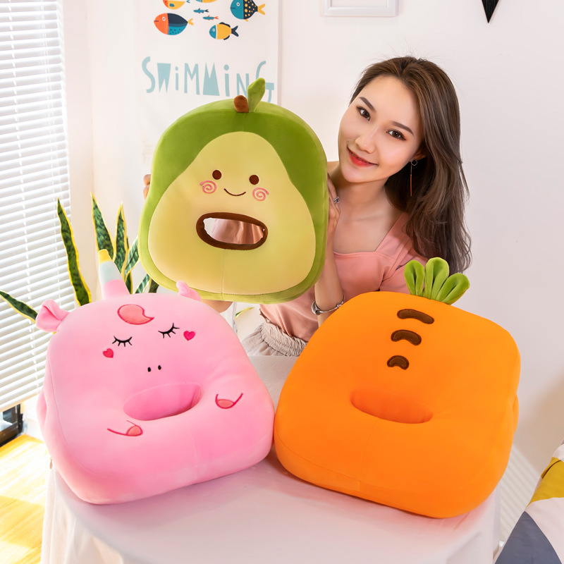 Wholesale Cartoon Nap Pillows for Office Classrooms, Students, and Children; Portable Sleeping and Resting Pillows; Plush Toys